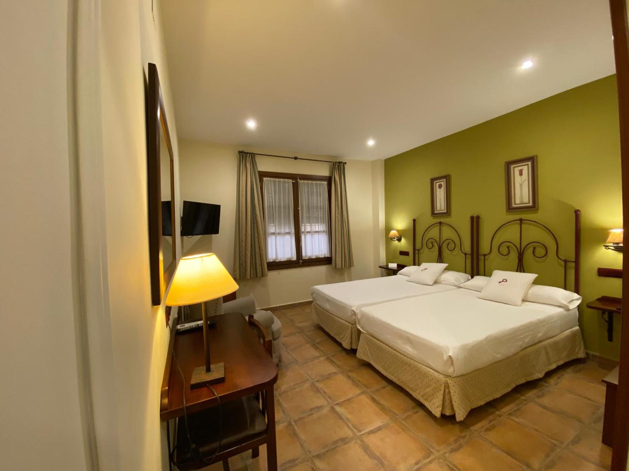Hospedium Hotel Retiro Del Maestre Almagro Exterior photo